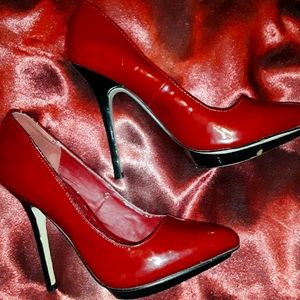 Jessica Simpson red heels